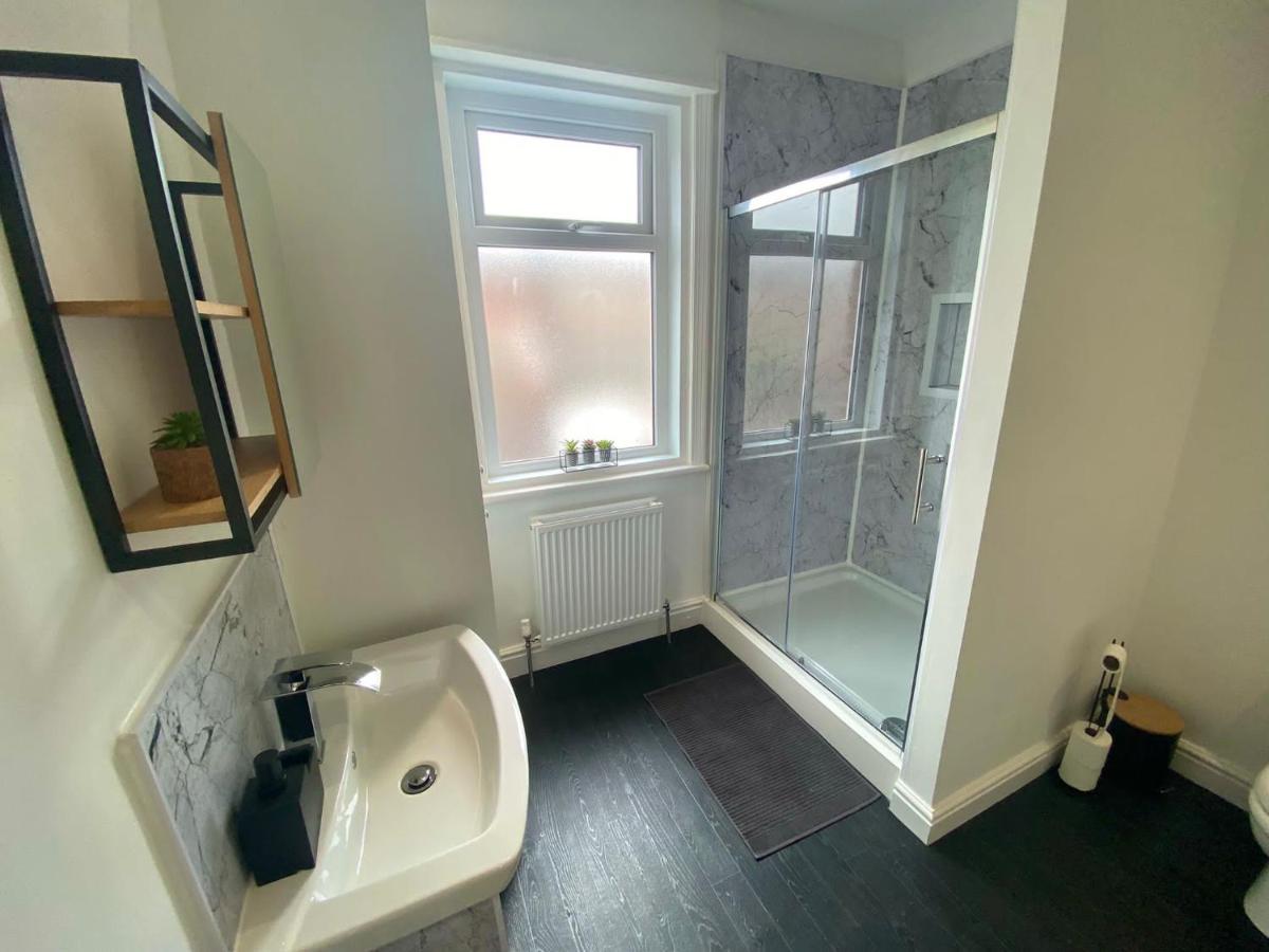Kingdom Lodgings Blackpool Buitenkant foto