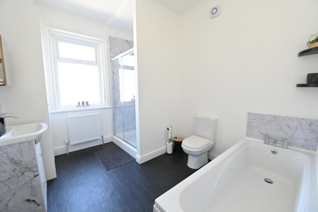 Kingdom Lodgings Blackpool Buitenkant foto